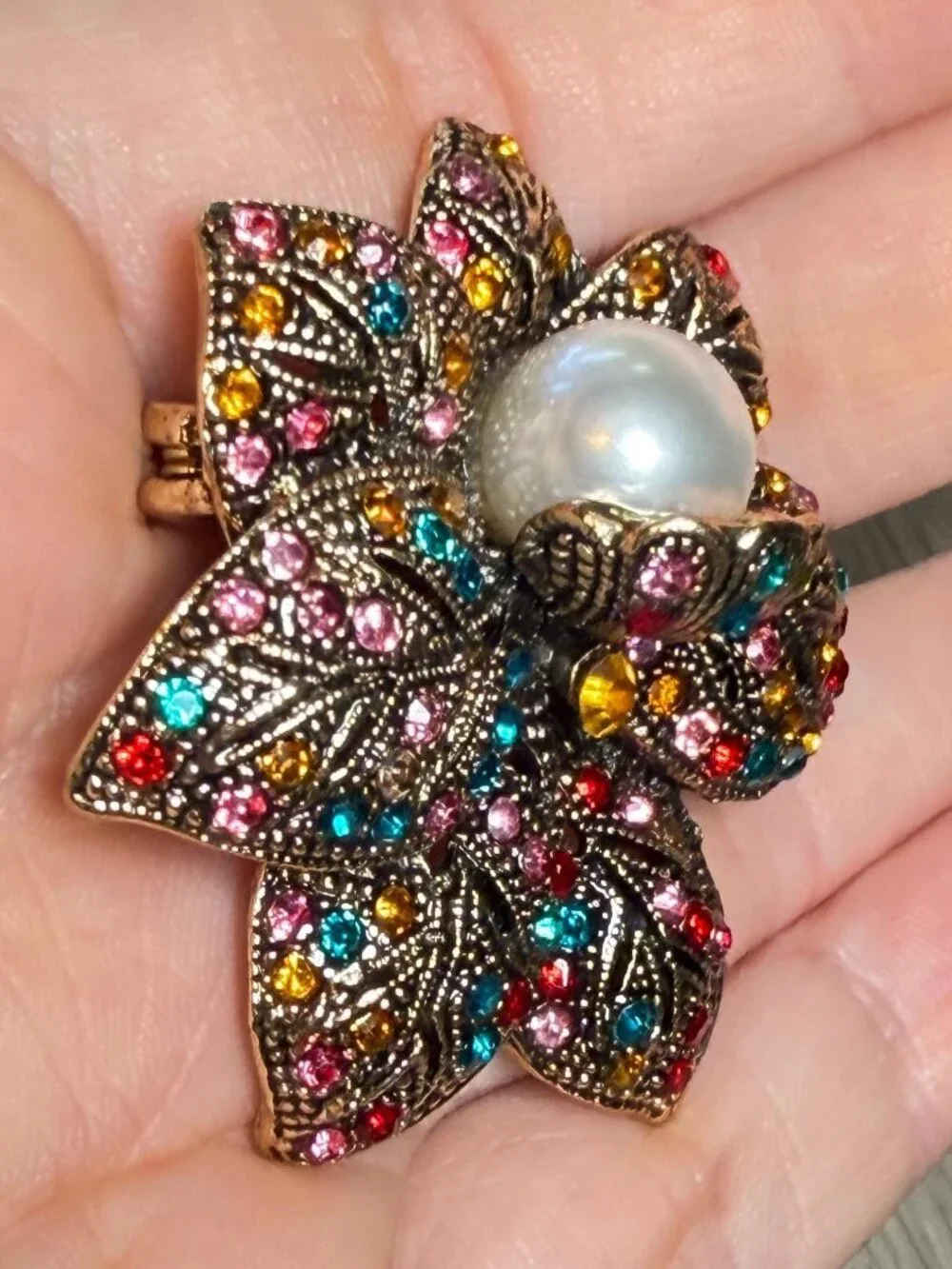 Flower Brooch Faux Pearl Rhinestone Floral Pin Multicolor Crystal Jewelry